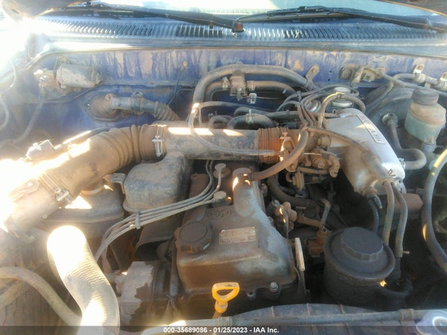 1995 TOYOTA TACOMA VIN: 4TAUN61C0SZ046405