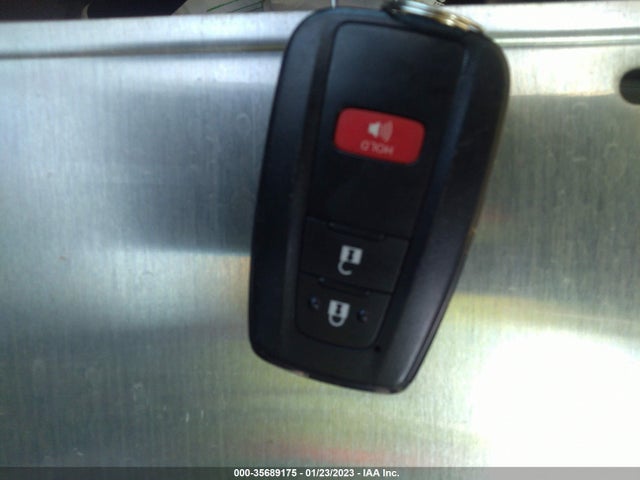 2022 Toyota Prius, VIN: JTDKAMFU2N3156036