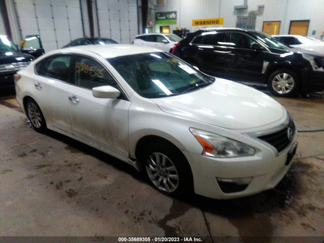 Nissan Altima 2.5 S 2015 1N4AL3AP1FN881043 Image 1