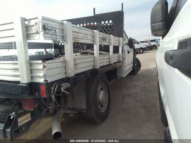 Ford 2019 2019 1FDBF2A65KED13441 Image 4