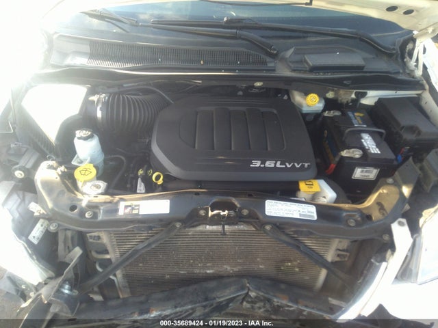 35689424 :رقم المزاد ، 2C4RC1BG0DR674613 vin ، 2013 Chrysler Town & Country Touring مزاد بيع