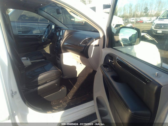 35689424 :رقم المزاد ، 2C4RC1BG0DR674613 vin ، 2013 Chrysler Town & Country Touring مزاد بيع