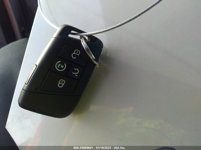2022 Volkswagen Tiguan, VIN: 3VV8B7AX8NM143866