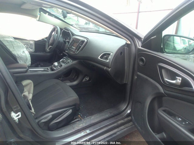 Chrysler 200 Limited 2016 1C3CCCAB2GN179696 Image 5