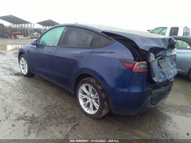 7SAYGDEE6NF419587 Tesla Model Y Long Range