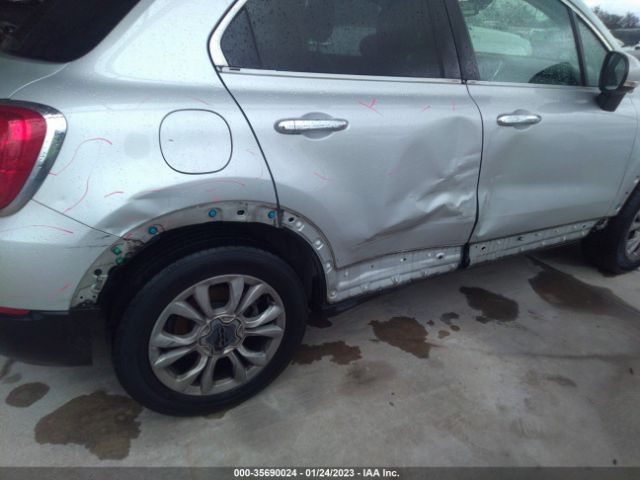 ZFBCFYDT0GP333058 Fiat 500x Lounge