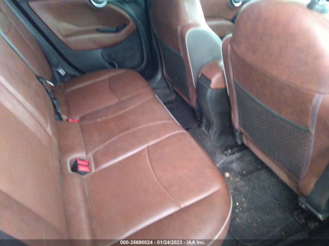 ZFBCFYDT0GP333058 Fiat 500x Lounge