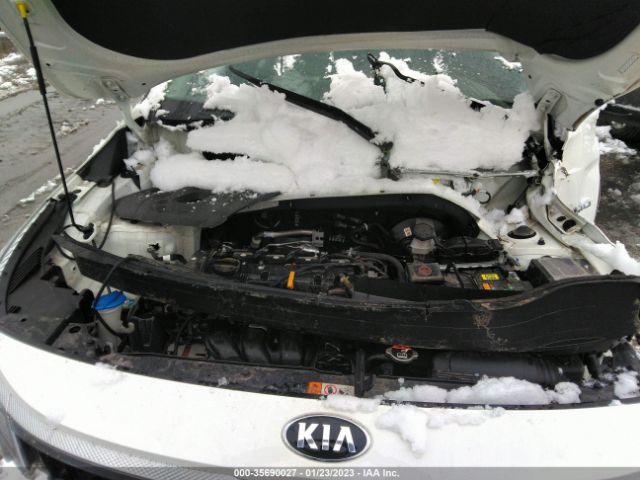 KNDEUCAAXM7158393 KIA SELTOS S