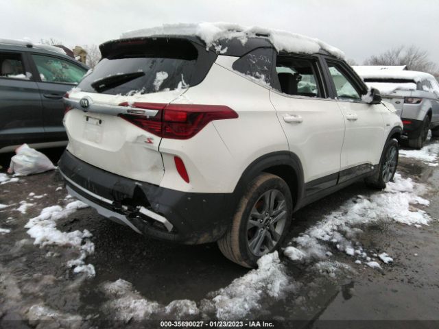 KNDEUCAAXM7158393 KIA SELTOS S