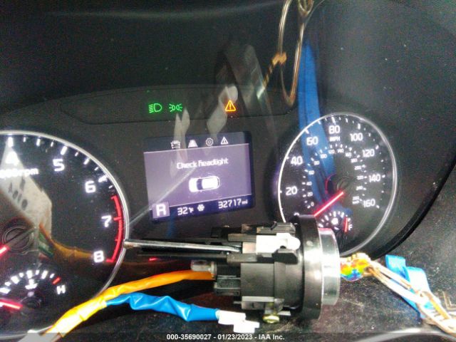 KNDEUCAAXM7158393 KIA SELTOS S