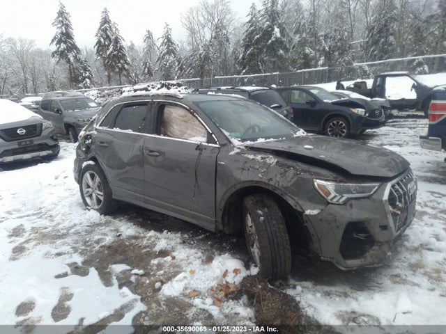 WA1EECF30L1086008 Audi Q3 S Line Premium Plus