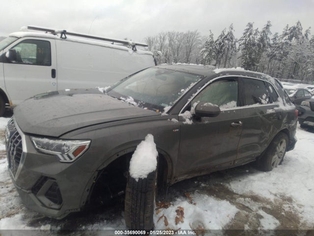 WA1EECF30L1086008 Audi Q3 S Line Premium Plus