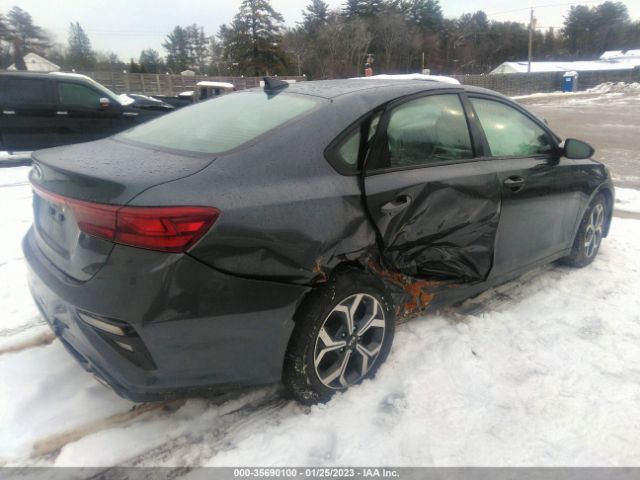3KPF24AD7KE037215 KIA Forte Lxs