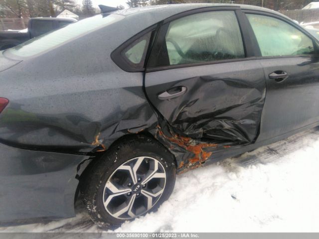 3KPF24AD7KE037215 KIA Forte Lxs