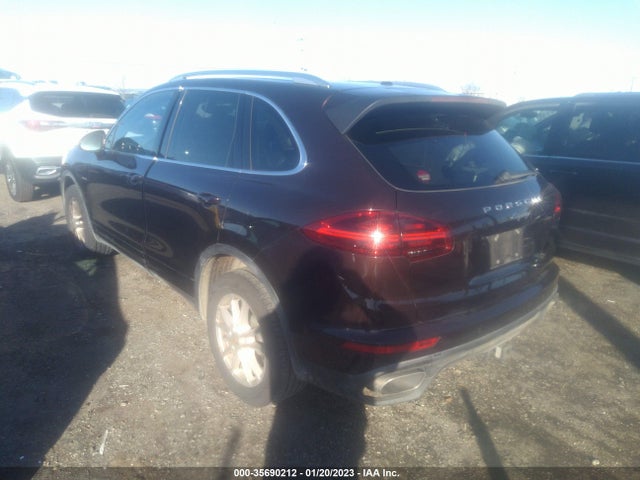 2015 Porsche Cayenne, VIN: WP1AF2A2XFLA41093
