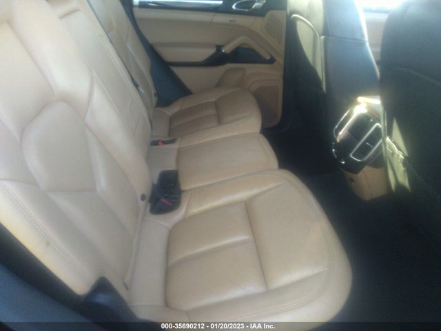 2015 Porsche Cayenne, VIN: WP1AF2A2XFLA41093