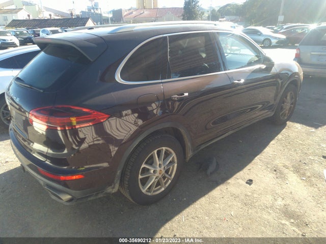 2015 Porsche Cayenne, VIN: WP1AF2A2XFLA41093