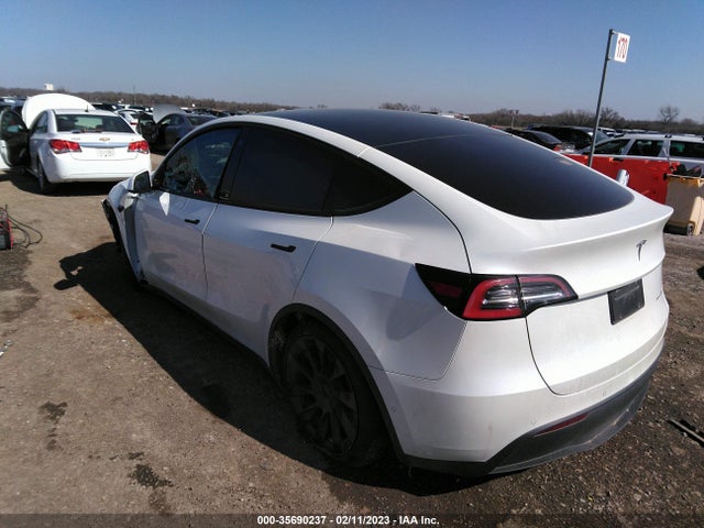 Tesla Model Y Long Range 2021 5YJYGDEE0MF065660 Image 3