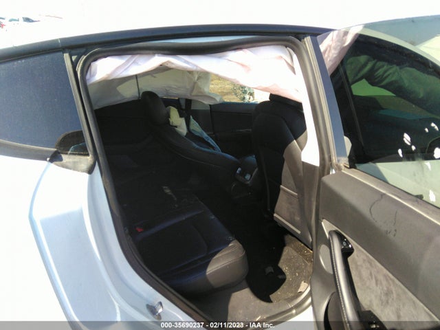 Tesla Model Y Long Range 2021 5YJYGDEE0MF065660 Image 8
