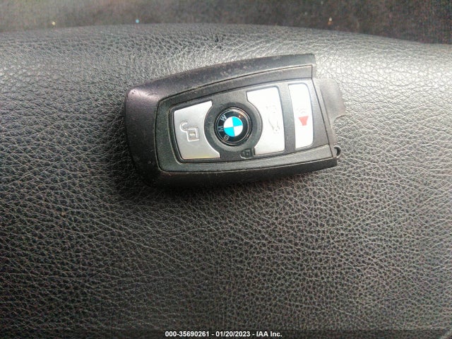 BMW 3 Series 320i 2017 WBA8E1G31HNU16967 Image 3
