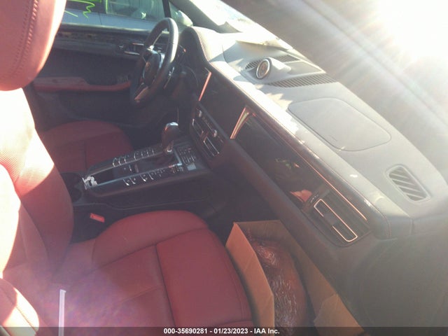 2020 Porsche Macan, VIN: WP1AA2A59LLB05290
