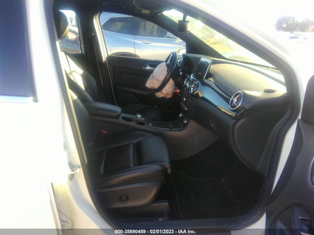 2017 Mercedes-Benz B-Class, VIN: WDDVP9AB4HJ012881