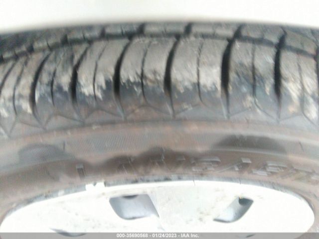 3KPA24AB8KE236962 KIA RIO LX
