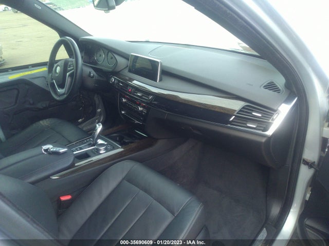 2017 BMW X5, VIN: 5UXKR0C3XH0V78637