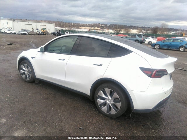 Tesla Model Y Long Range 2021 5YJYGDEE4MF305955 Image 4