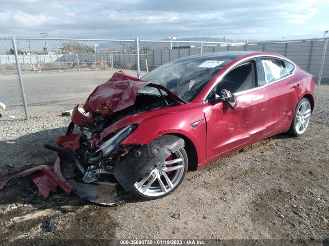 Tesla Model 3 Long Range 2018 5YJ3E1EB8JF075398 Image 2