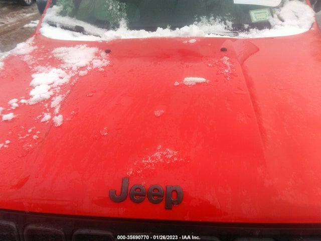 2021 Jeep Renegade, VIN: ZACNJDBB8MPM70380