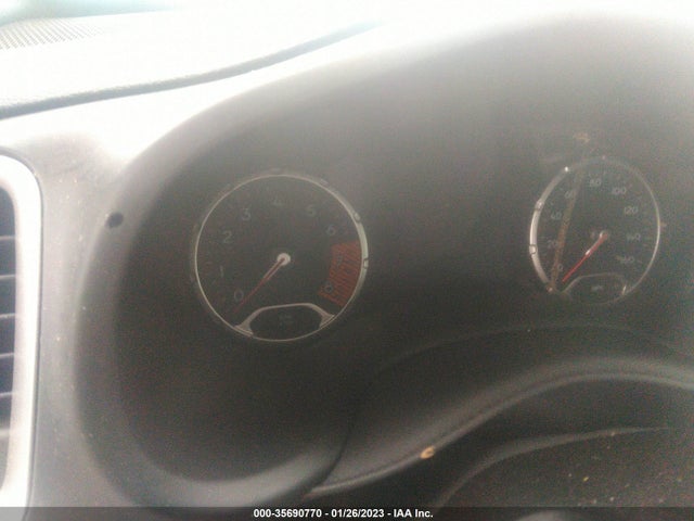 2021 Jeep Renegade, VIN: ZACNJDBB8MPM70380