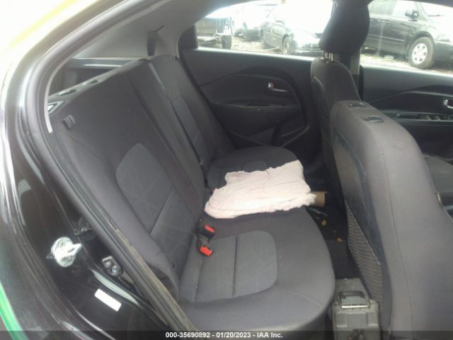 KNADM5A33H6013746 KIA Rio 5-door Lx