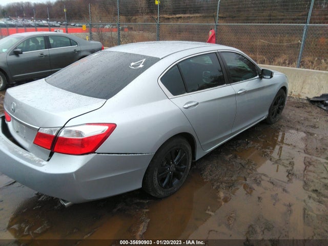 2015 HONDA ACCORD SEDAN LX VIN: 1HGCR2F33FA115695