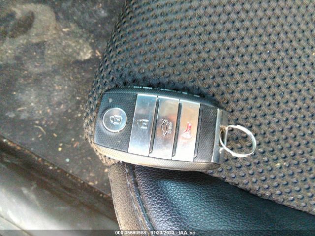 5XXGT4L35KG314280 KIA Optima S