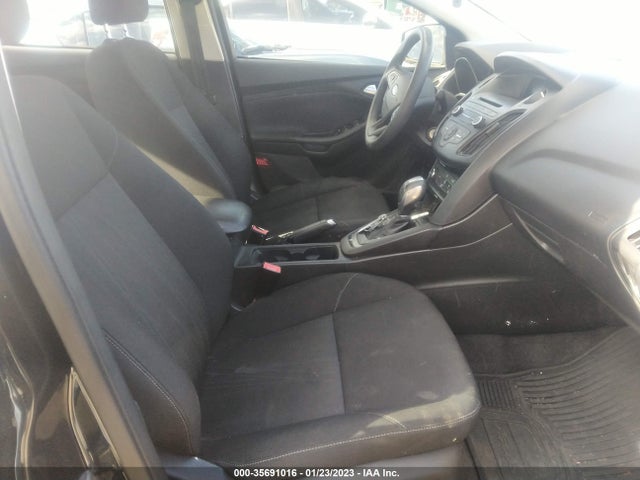 2015 Ford Focus, VIN: 1FADP3F24FL289775