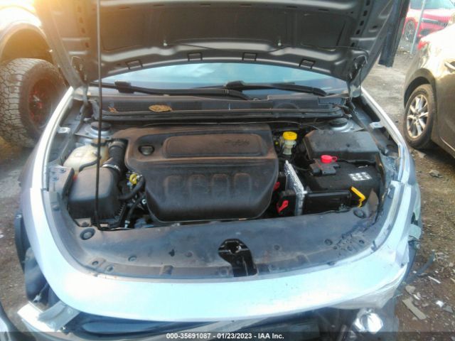 1C3CDFAA1GD585299 Dodge DART SE