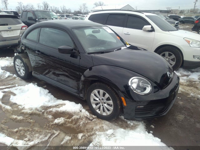 2018 Volkswagen Beetle, VIN: 3VWFD7AT4JM712166