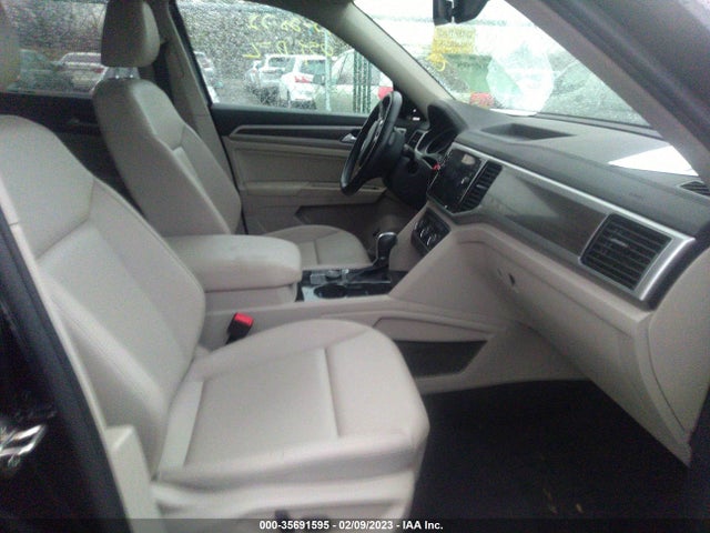 2018 Volkswagen Atlas, VIN: 1V2MR2CA8JC536135