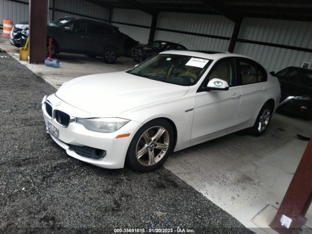WBA3B1C54EPV79185 BMW 3 Series 320i