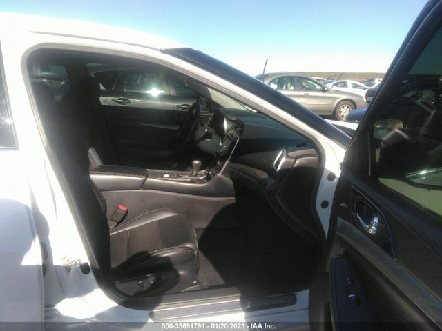 2018 Nissan Maxima, VIN: 1N4AA6APXJC365243