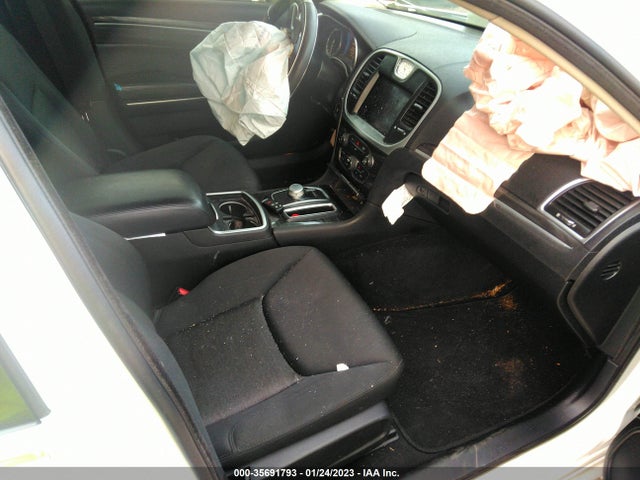 2C3CCAAG8KH602024 Chrysler 300 Touring