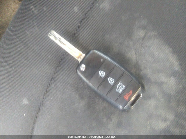 KIA SOUL + 2019 KNDJP3A51K7652096 Image 3