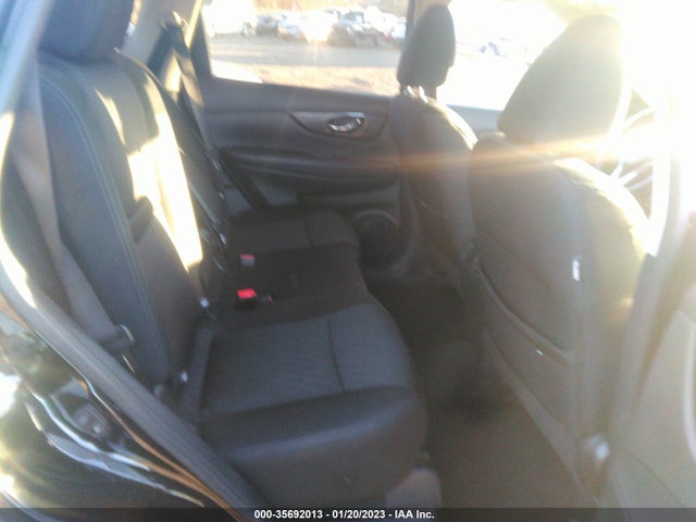 Nissan Rogue 2017 5N1AT2MT5HC758241 Image 8