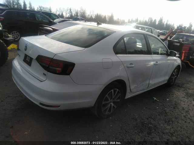 2017 VOLKSWAGEN JETTA 1.4T SE VIN: 3VWDB7AJ8HM393456