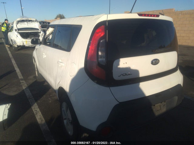 KIA Soul Base 2015 KNDJN2A20F7780325 Image 4