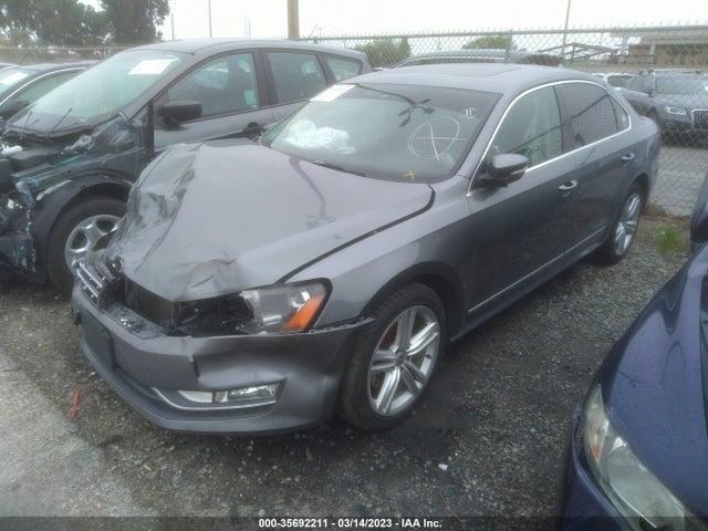 2014 VOLKSWAGEN PASSAT TDI SE W/SUNROOF & NAV VIN: 1VWBN7A38EC091114