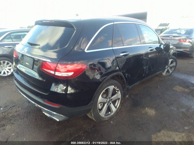 2018 MERCEDES-BENZ GLC GLC 300 VIN: WDC0G4JB2JV068401