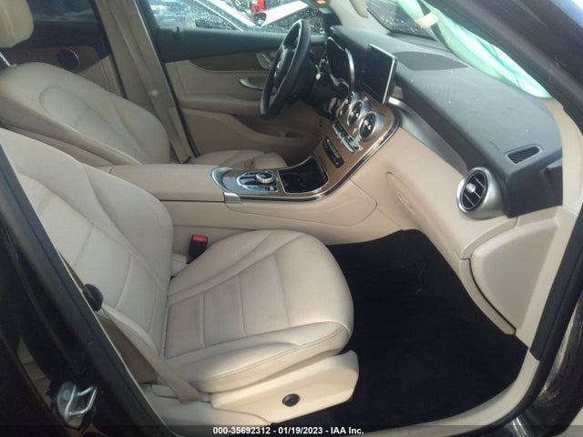 2018 MERCEDES-BENZ GLC GLC 300 VIN: WDC0G4JB2JV068401