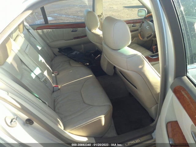 Lexus LS 430 2001 JTHBN30F310043019 Image 9